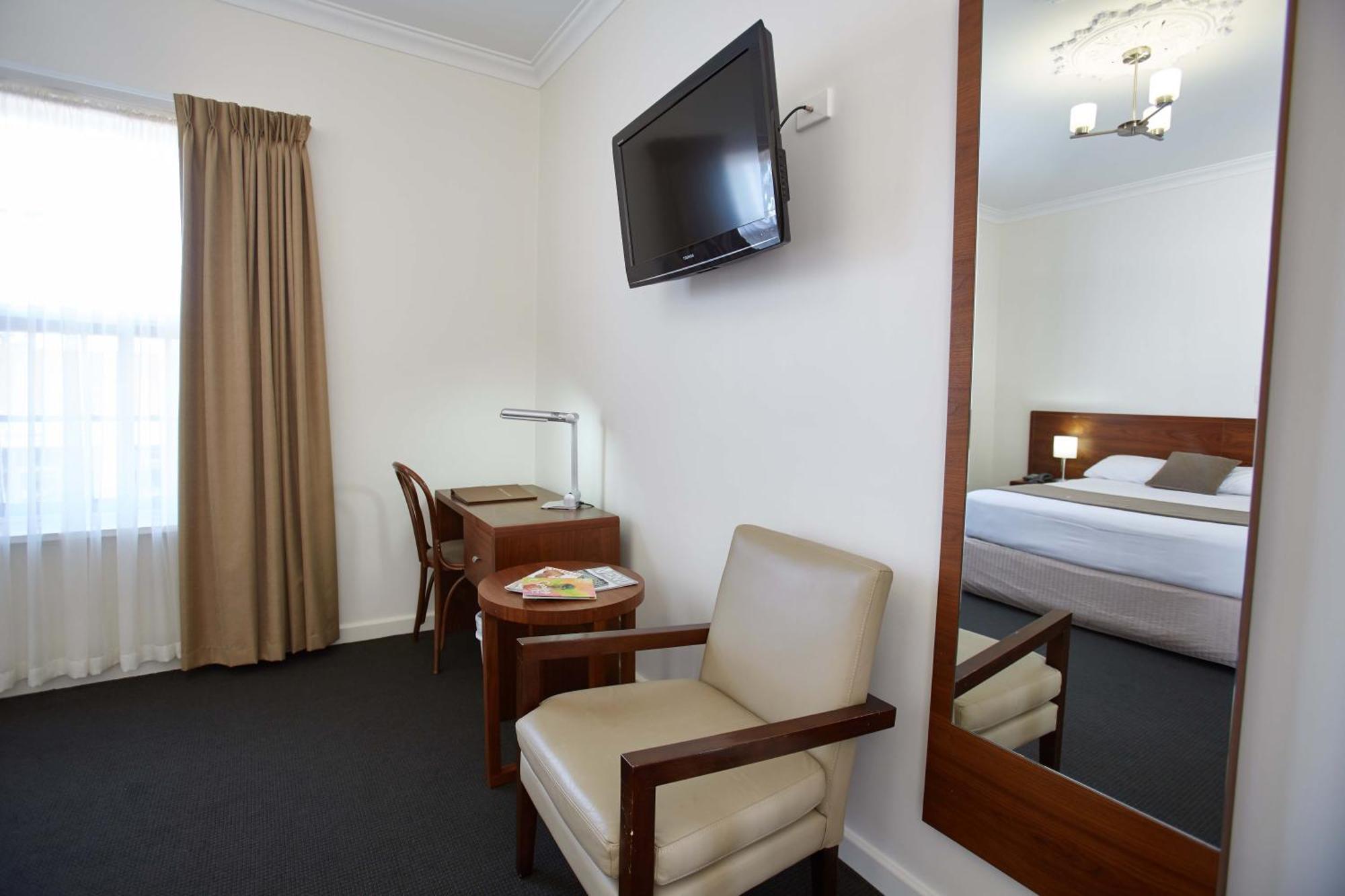 The Rose Hotel & Motel Bunbury Room photo